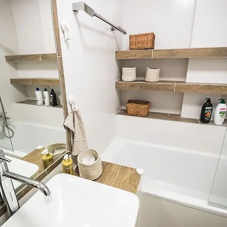 Nowoczesny 3 Pokojowy Z Dwoma Balkonami Apartmán