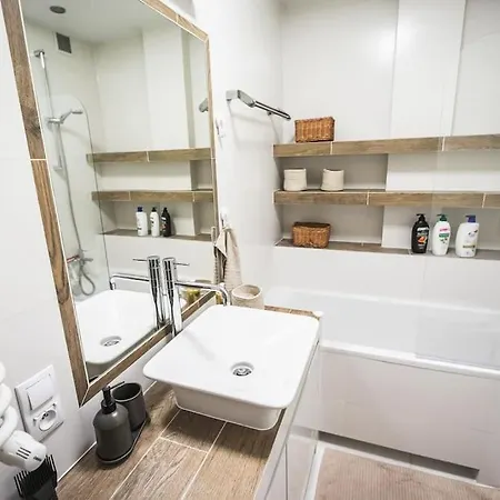 Apartment Nowoczesny 3 Pokojowy Z Dwoma Balkonami *